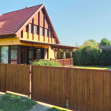 - Balaton 18113 Hébergement de vacances Balatonberény