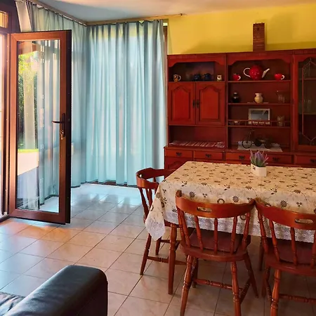 - Balaton 18113 Hébergement de vacances Balatonberény